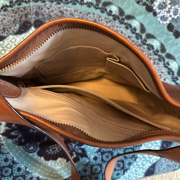 Authentic Coach Large Leather Tote - Picture 5 of 5